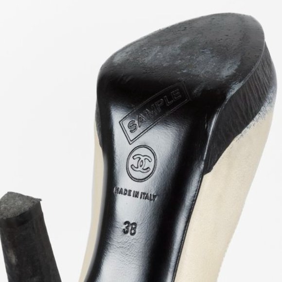 Chanel Beige Ombre CC Platform Pumps - Picture 5 of 9